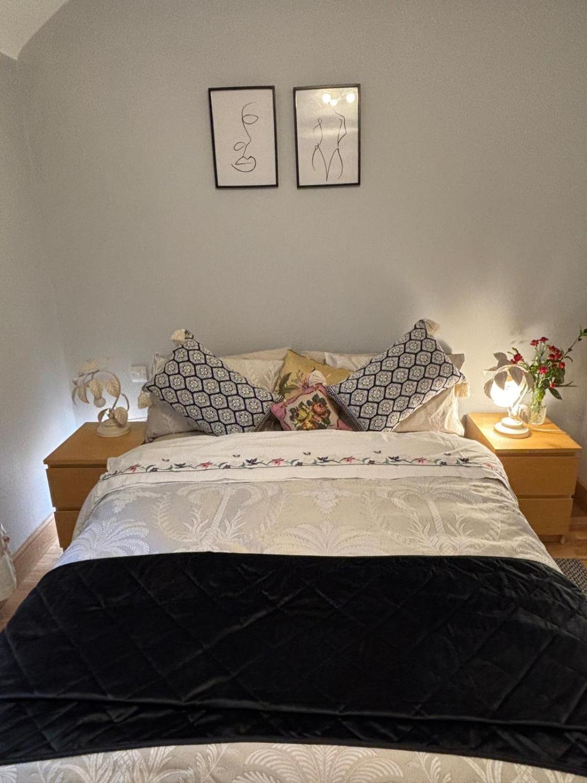 Charming 3bd In West Londres